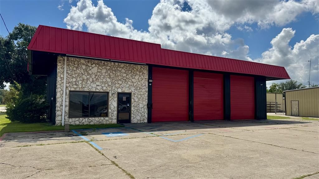 1201 Gerstner Memorial Highway, Lake Charles, LA 70601