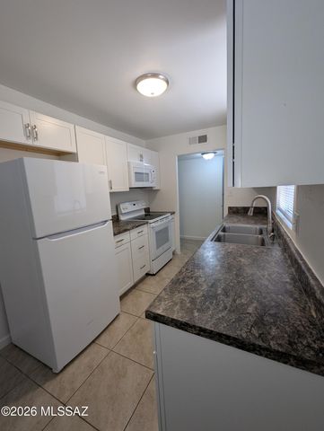 3433 E 27th Street, Tucson, AZ 85713
