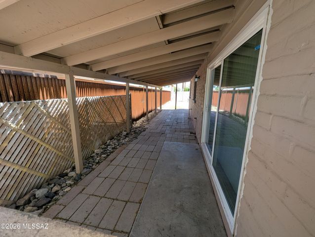 3433 E 27th Street, Tucson, AZ 85713