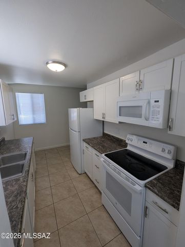 3433 E 27th Street, Tucson, AZ 85713