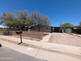 3433 E 27th Street, Tucson, AZ 85713
