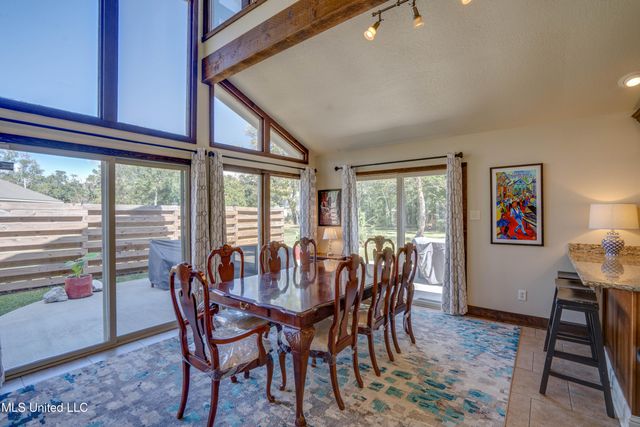 1017 Lincoln Drive, Bay Saint Louis, MS 39520