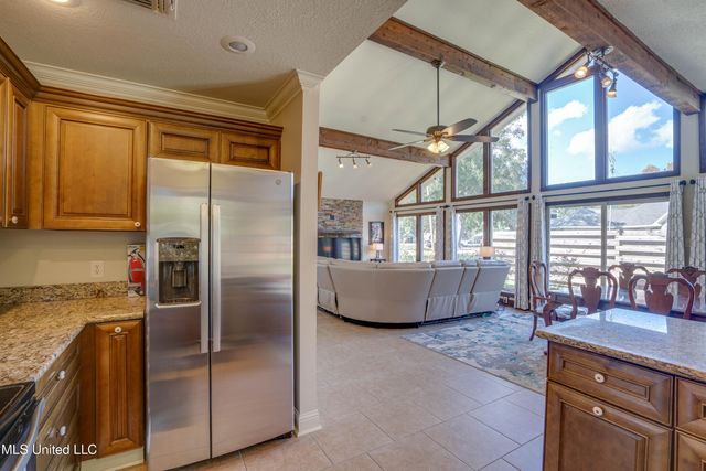 1017 Lincoln Drive, Bay Saint Louis, MS 39520