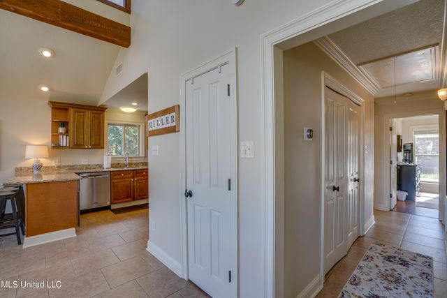 1017 Lincoln Drive, Bay Saint Louis, MS 39520