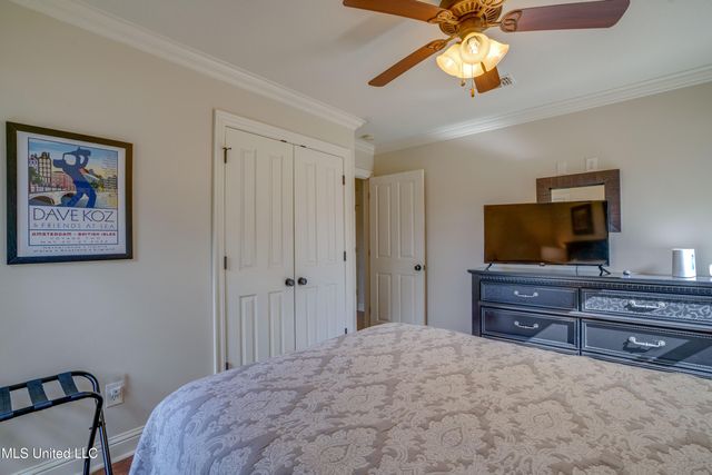 1017 Lincoln Drive, Bay Saint Louis, MS 39520