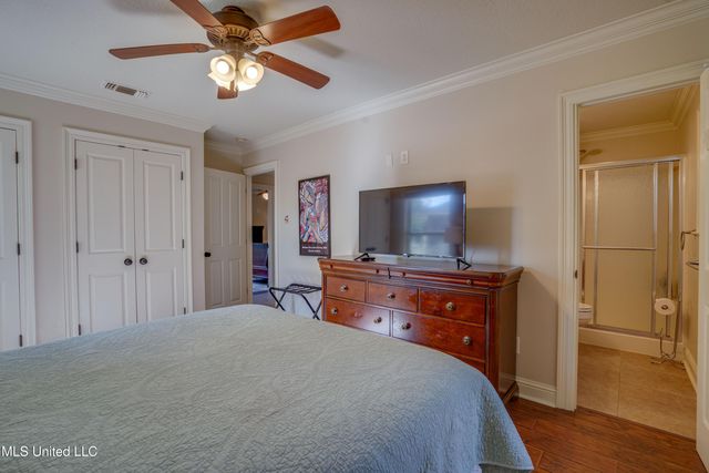 1017 Lincoln Drive, Bay Saint Louis, MS 39520