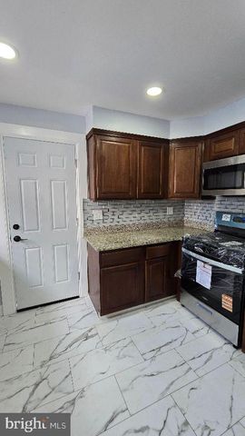 128 HUNTER AVE, Hamilton, NJ 08610