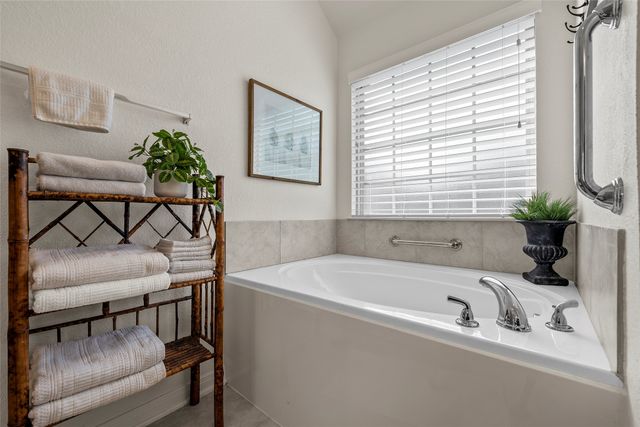10708 Berwyn Drive, Waco, TX 76708