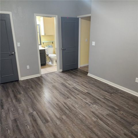 3009 Las Brisas St, Corpus Christi, TX 78414