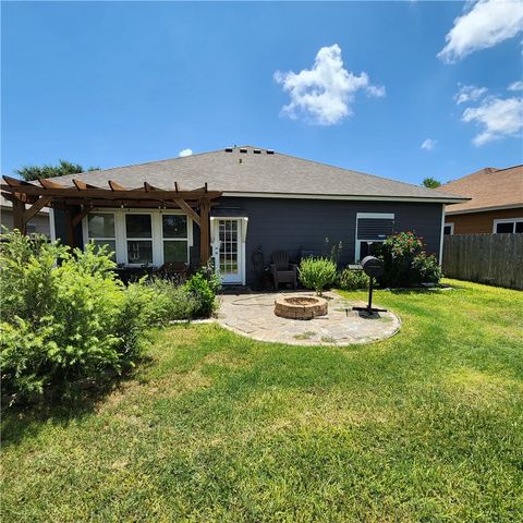 3009 Las Brisas St, Corpus Christi, TX 78414