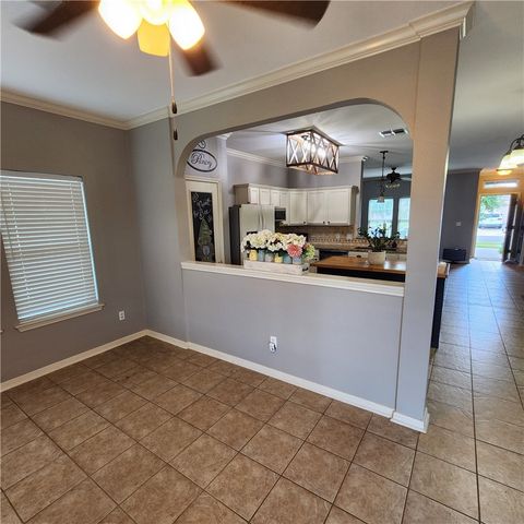3009 Las Brisas St, Corpus Christi, TX 78414