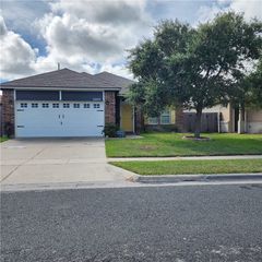 3009 Las Brisas St, Corpus Christi, TX 78414