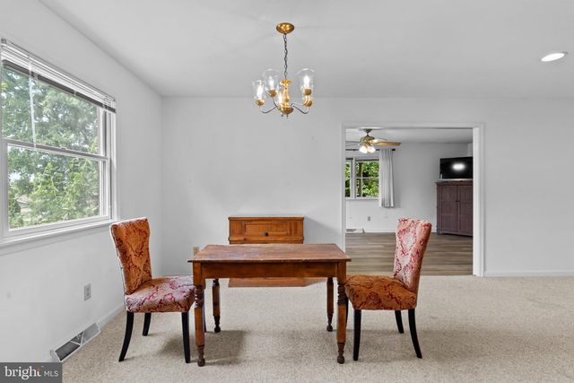 317 WOODVALE DR, Chambersburg, PA 17201