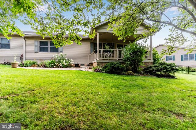 317 WOODVALE DR, Chambersburg, PA 17201