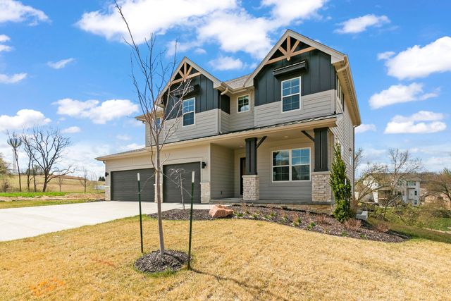 1856 HEMLOCK Street, Council Bluffs, IA 51503