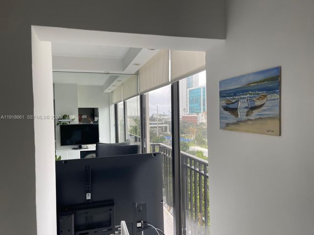 16909 N Bay Rd 716, Sunny Isles Beach, FL 33160