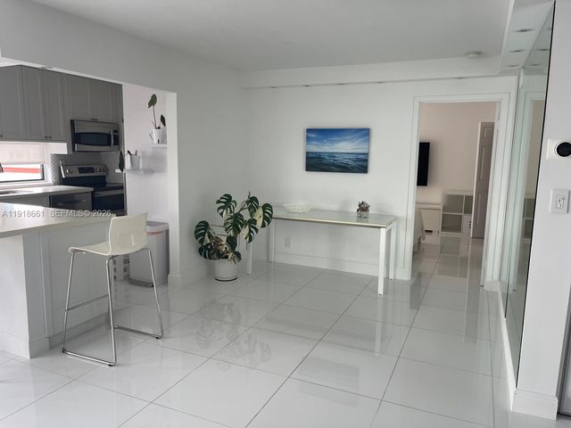 16909 N Bay Rd 716, Sunny Isles Beach, FL 33160
