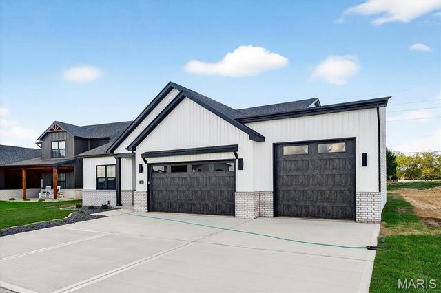 609 Tea Olive Boulevard, O'fallon, IL 62269