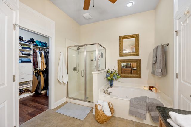 107 Village Cir, Lebanon, TN 37087