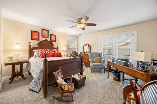 107 Village Cir, Lebanon, TN 37087