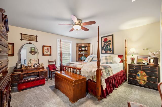 107 Village Cir, Lebanon, TN 37087