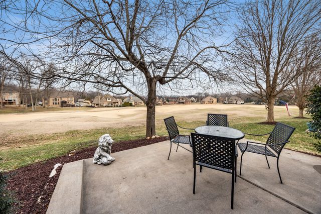 107 Village Cir, Lebanon, TN 37087