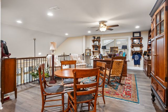 107 Village Cir, Lebanon, TN 37087