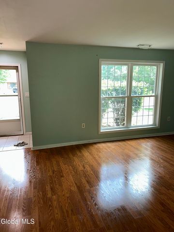1 Southwest Way, Colonie, NY 12205
