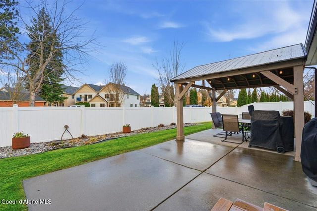 1224 W Bentwood LOOP, Coeur D'alene, ID 83815