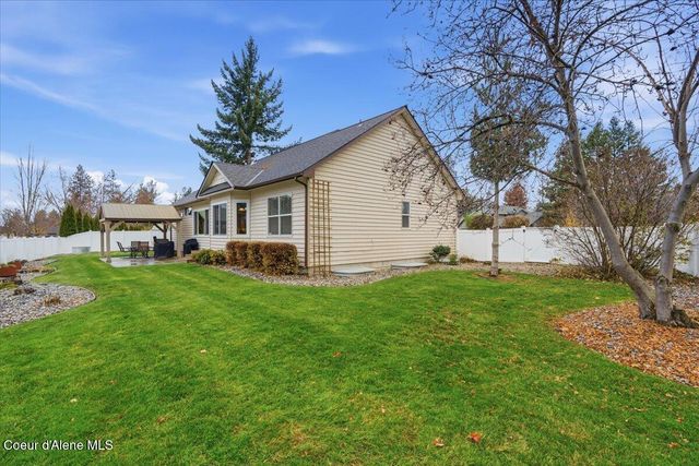 1224 W Bentwood LOOP, Coeur D'alene, ID 83815