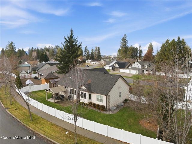 1224 W Bentwood LOOP, Coeur D'alene, ID 83815