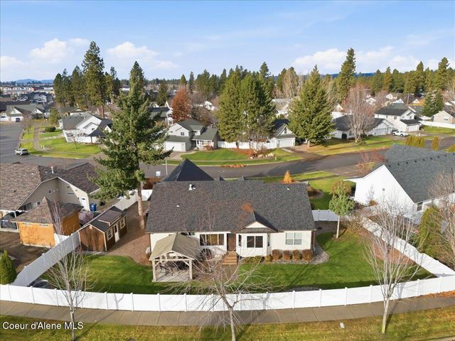 1224 W Bentwood LOOP, Coeur D'alene, ID 83815
