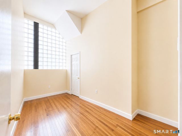 105 Bank Street 1F, Waterbury, CT 06701