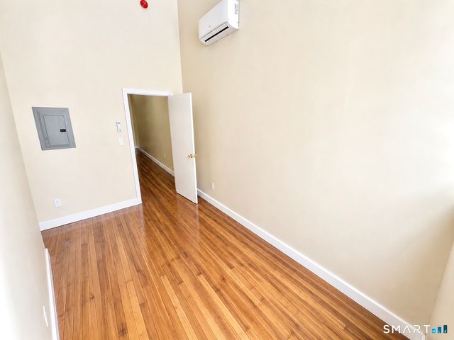 105 Bank Street 1F, Waterbury, CT 06701