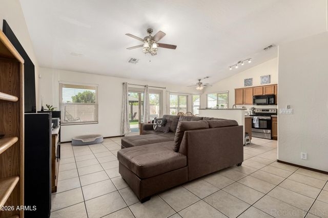 8370 N 88TH Lane, Peoria, AZ 85345