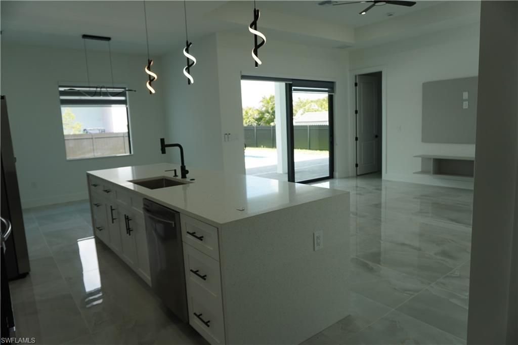 Image 10 of property listing at 2523 SW 18th AVE, Cape Coral, FL 33914