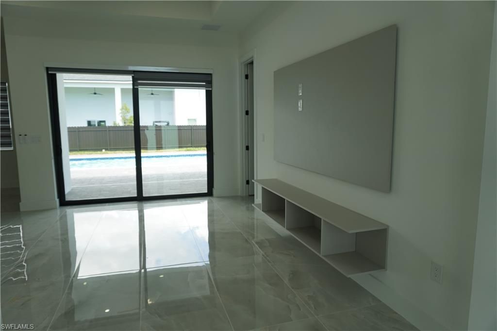 Image 15 of property listing at 2523 SW 18th AVE, Cape Coral, FL 33914