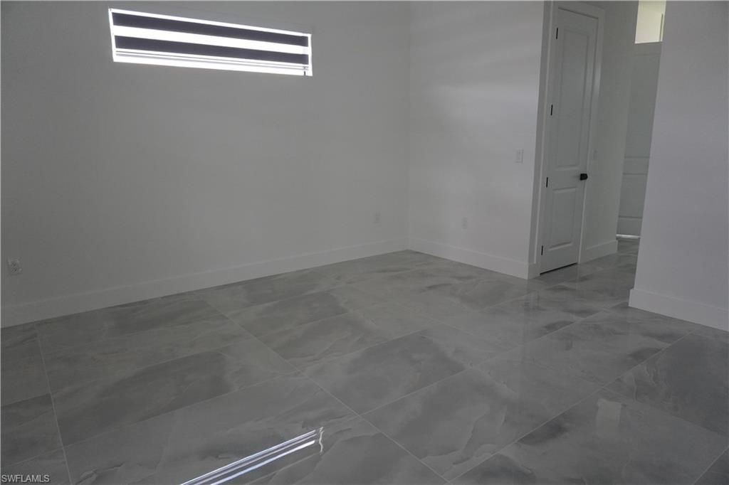 Image 29 of property listing at 2523 SW 18th AVE, Cape Coral, FL 33914