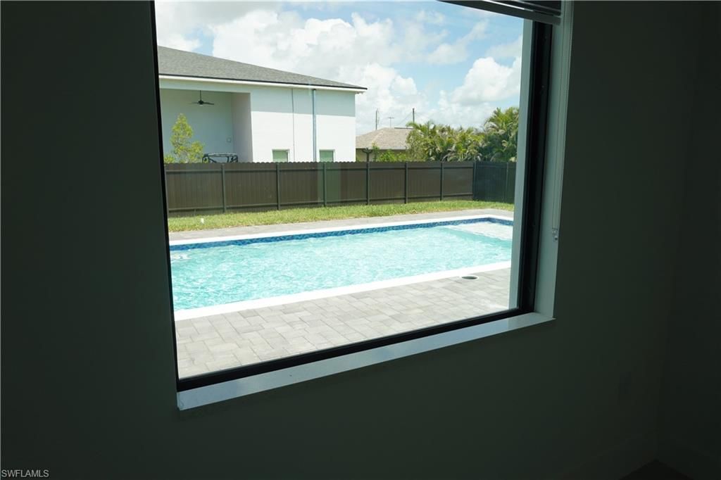 Image 39 of property listing at 2523 SW 18th AVE, Cape Coral, FL 33914