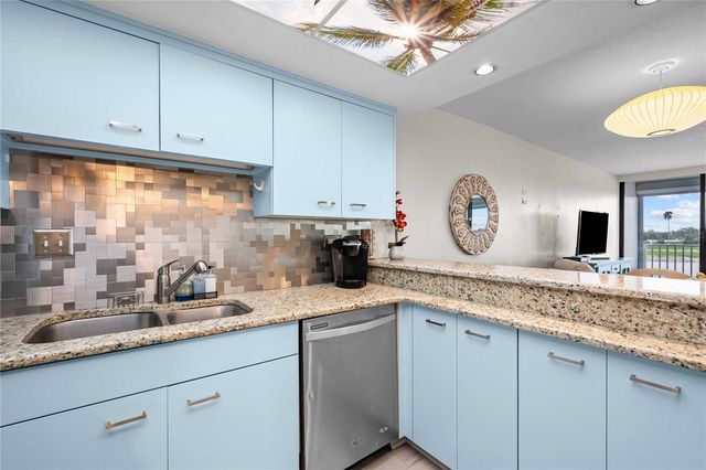 450 TREASURE ISLAND CAUSEWAY 311, St Petersburg, FL 33706