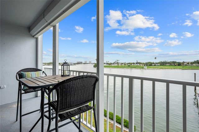 450 TREASURE ISLAND CAUSEWAY 311, St Petersburg, FL 33706
