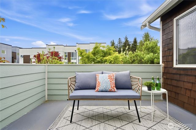 3813 23rd Avenue W, Seattle, WA 98199