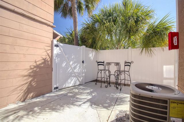 675 16TH AVENUE S 1, St Petersburg, FL 33701