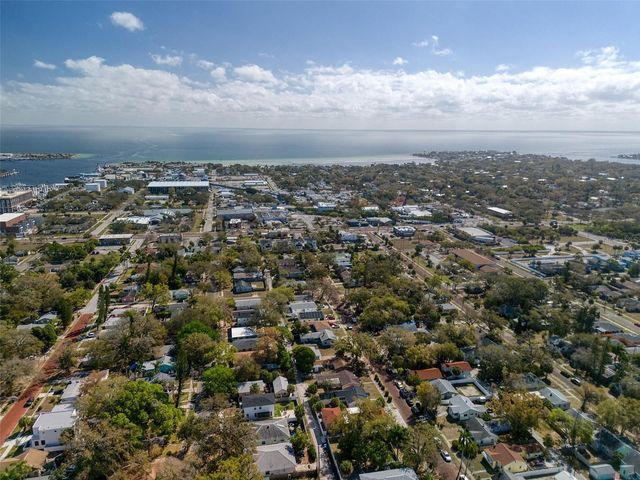 675 16TH AVENUE S 1, St Petersburg, FL 33701