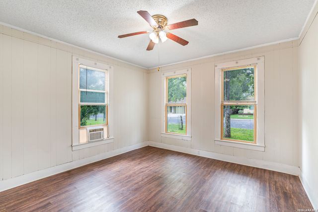 114 SHORT ST, Boerne, TX 78006