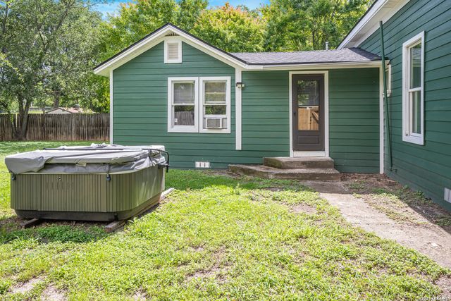 114 SHORT ST, Boerne, TX 78006