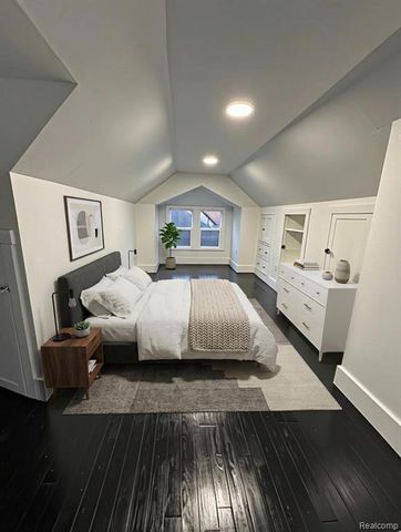 17545 Pennington Drive, Detroit, MI 48221