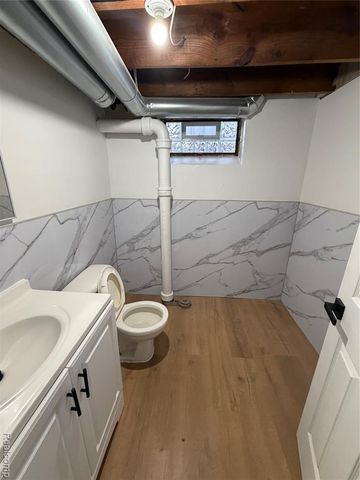 17545 Pennington Drive, Detroit, MI 48221