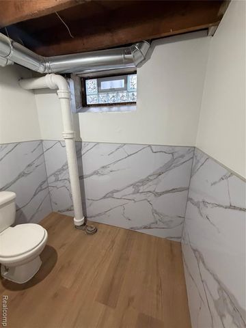 17545 Pennington Drive, Detroit, MI 48221