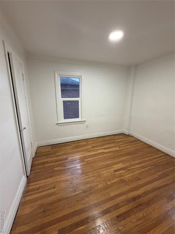 17545 Pennington Drive, Detroit, MI 48221